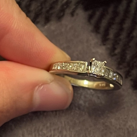 Beautiful Engagement Ring main image 7